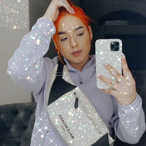 Meet your Posher, Yarha - Picture 1 of 1